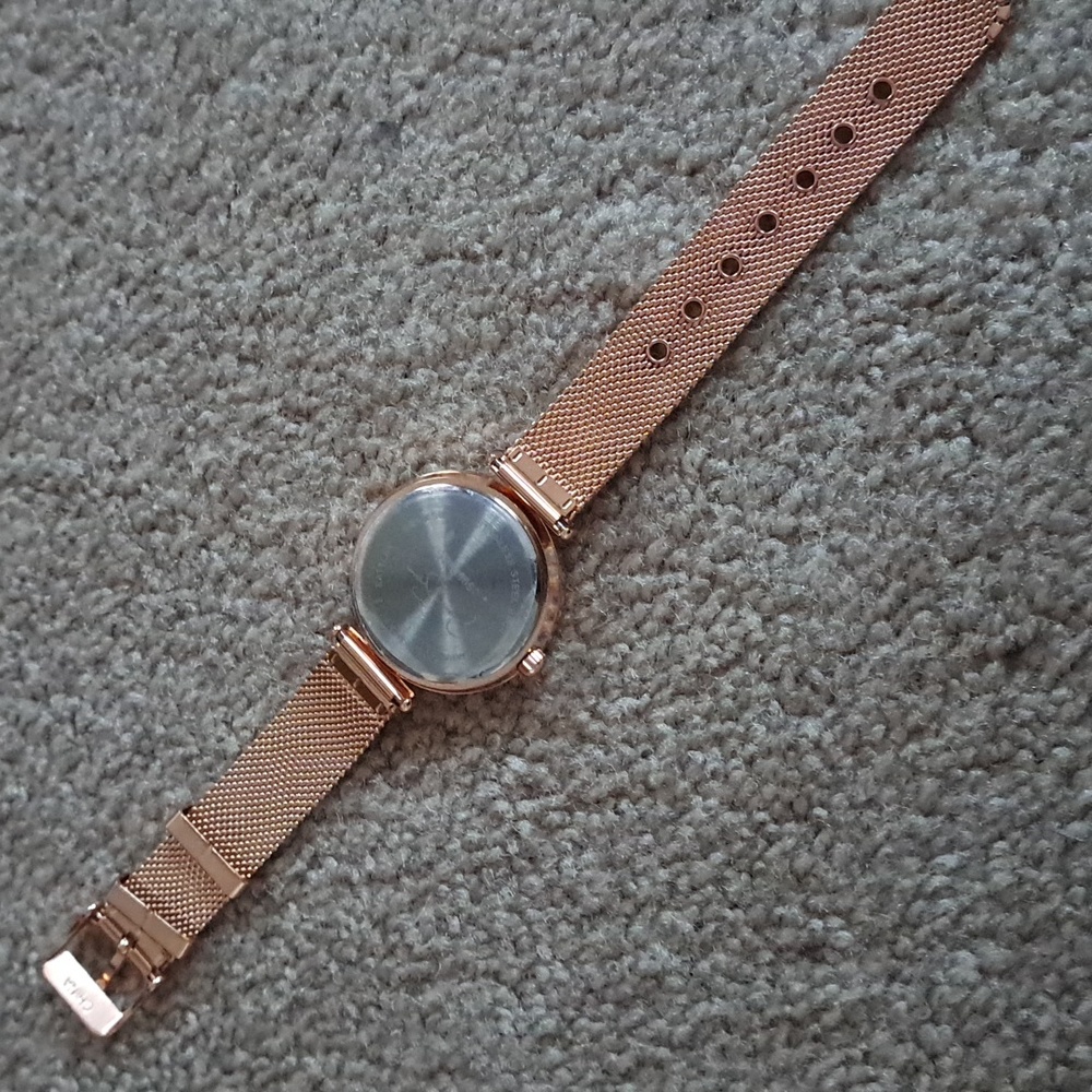 Rose gold watch - Picture 5 of 8